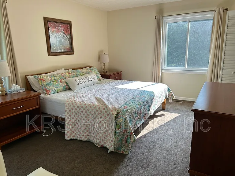 2030 Hawksbill Rd — Photo 9