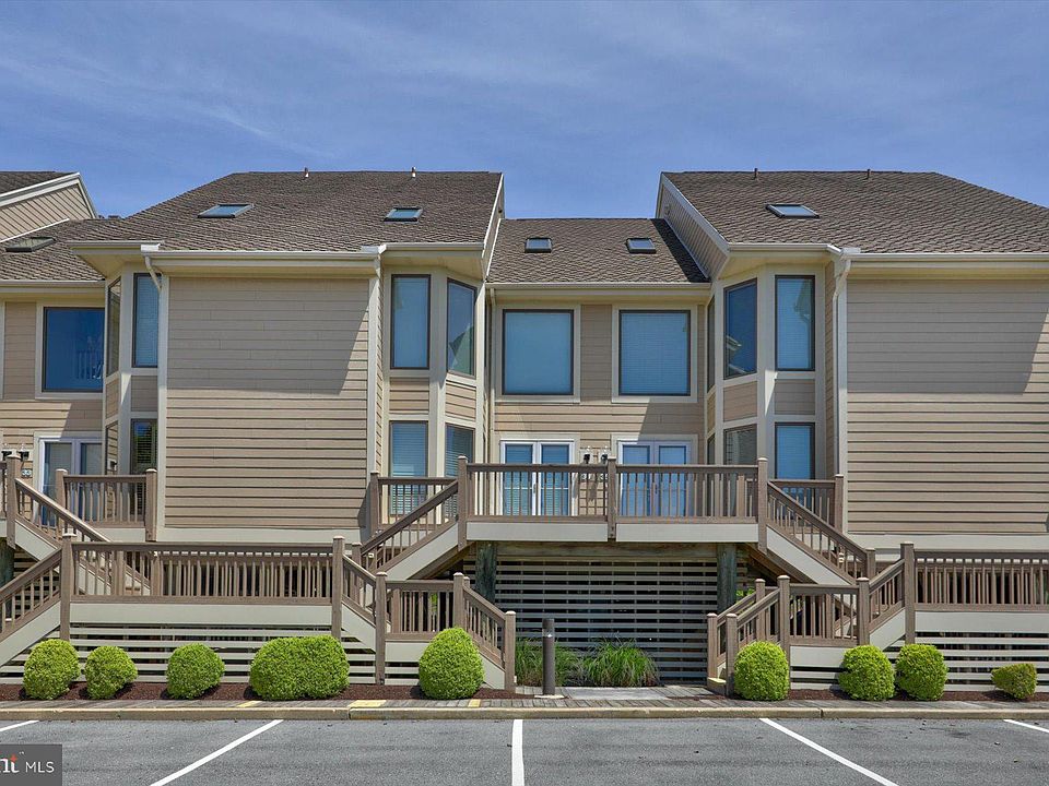 1st image of 40107 E Oceanside Dr Unit 34