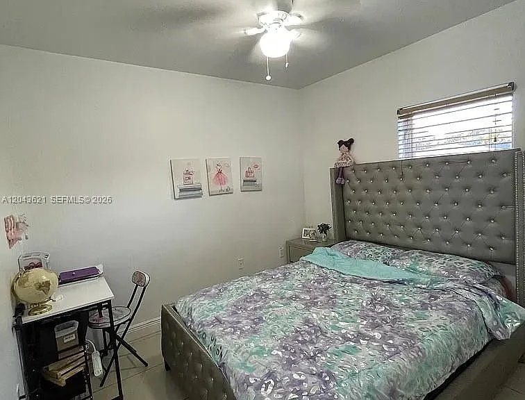 3800 SW 29th St #3800 — Photo 3