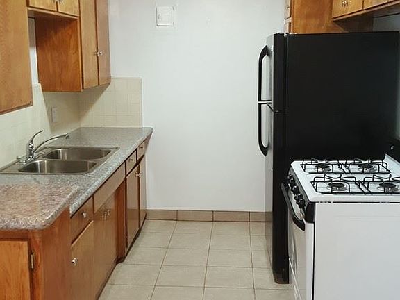 5th image of 1445 S Sherbourne Dr APT 2
