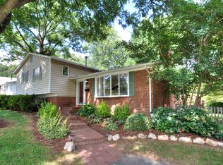 3506 Country Hill Dr, Fairfax, VA 22030