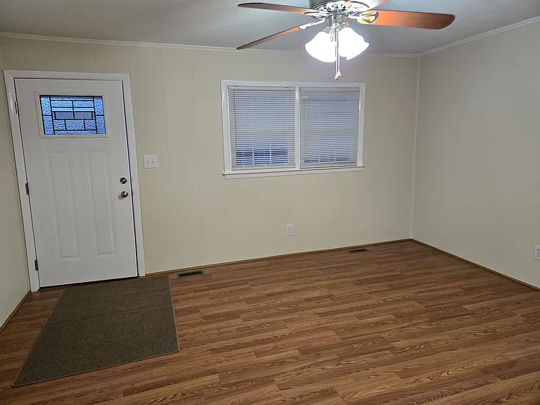 2191 Maple Valley Pl #1-2 — Photo 2