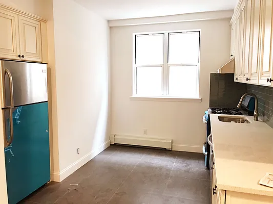 Rented by NY Space Finders Inc. | media 8