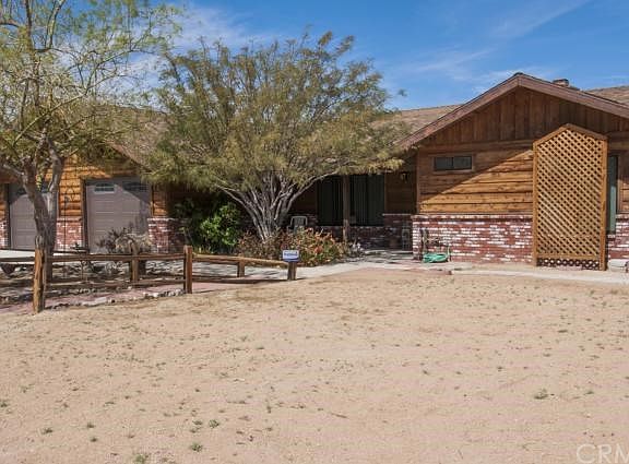 3rd image of 6632 Desert Quail Dr