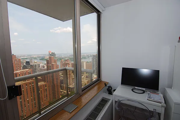 Rented by Owner | media 37