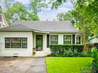 421 S Montgomery St, Gilmer, TX 75644