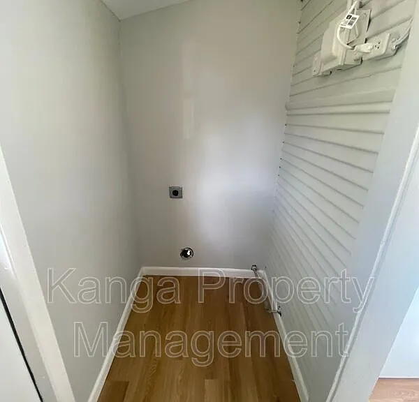 3723 Morton Ave #5 — Photo 18