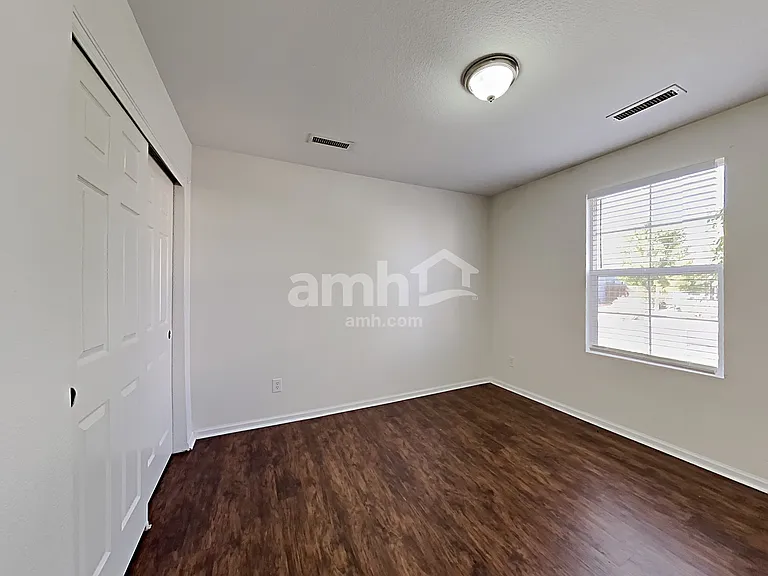 251 Lonewolf Dr — Photo 14