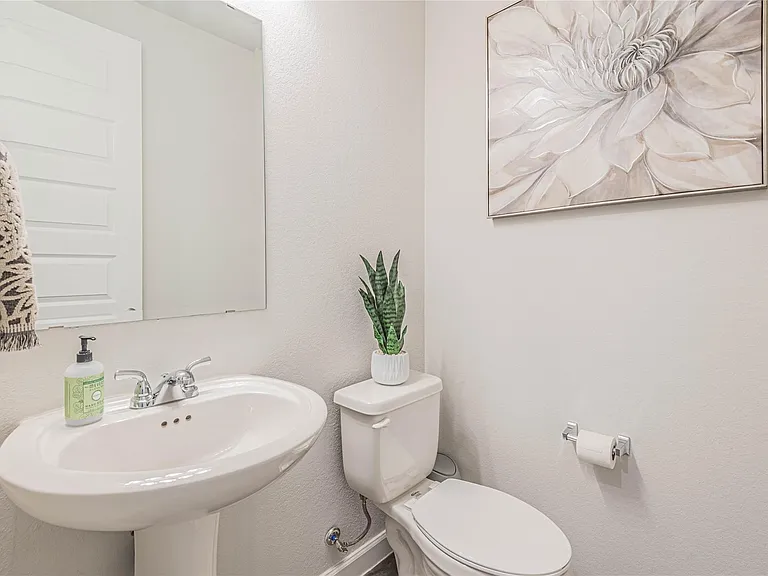 1618 Clover Ct — Photo 35