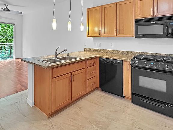 2nd image of 375 Kirkland Ave APT 215