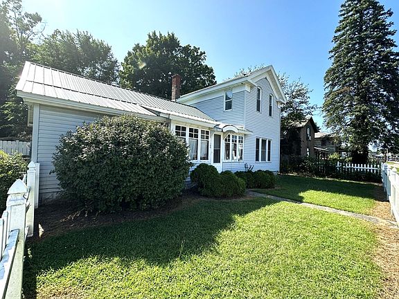 3rd image of 188 S Paw Paw St