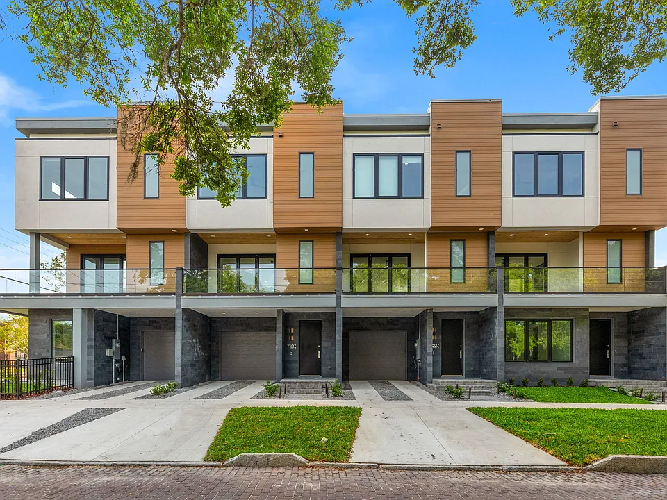 2507 N Massachusetts Ave #2