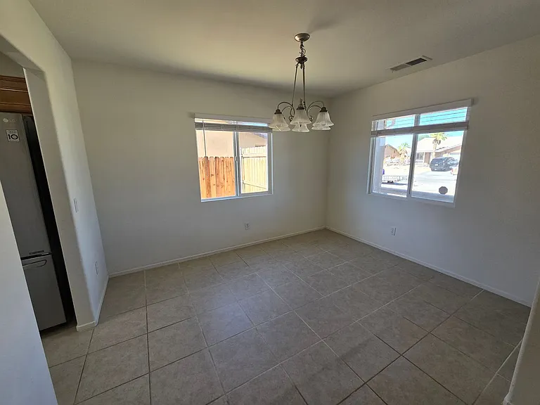 5212 Split Rock Ave — Photo 5