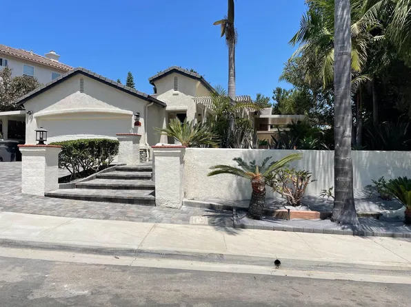 1298 Mariposa Rd, Carlsbad, CA 92011