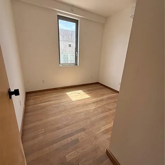 536 Smith St #201 — Photo 10