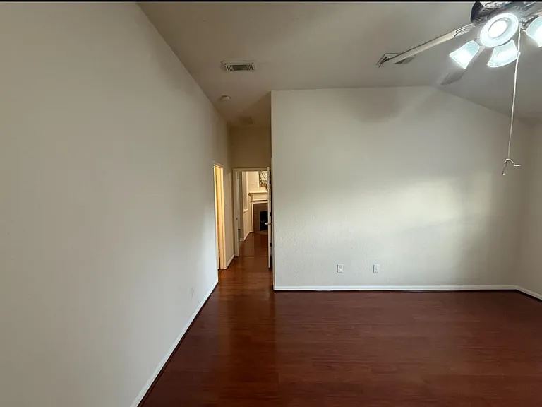 17719 Scarlett Falls Ln — Photo 11