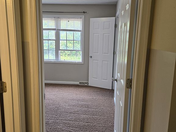 4th image of 1329 Homestead Garden Ct