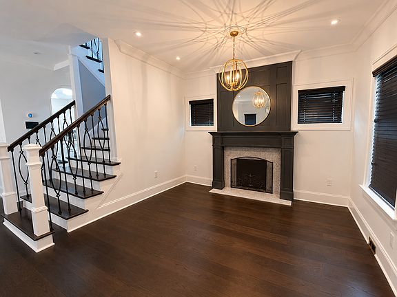 2nd image of 1544 N Laura St