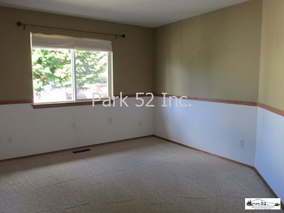 5th image of 13523 111th Avenue Ct E