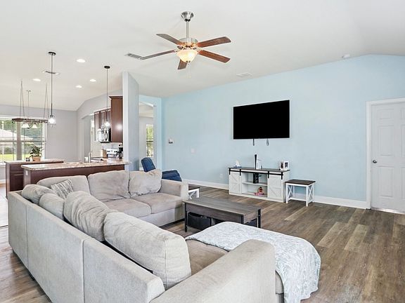3rd image of 5421 Dalton Cir