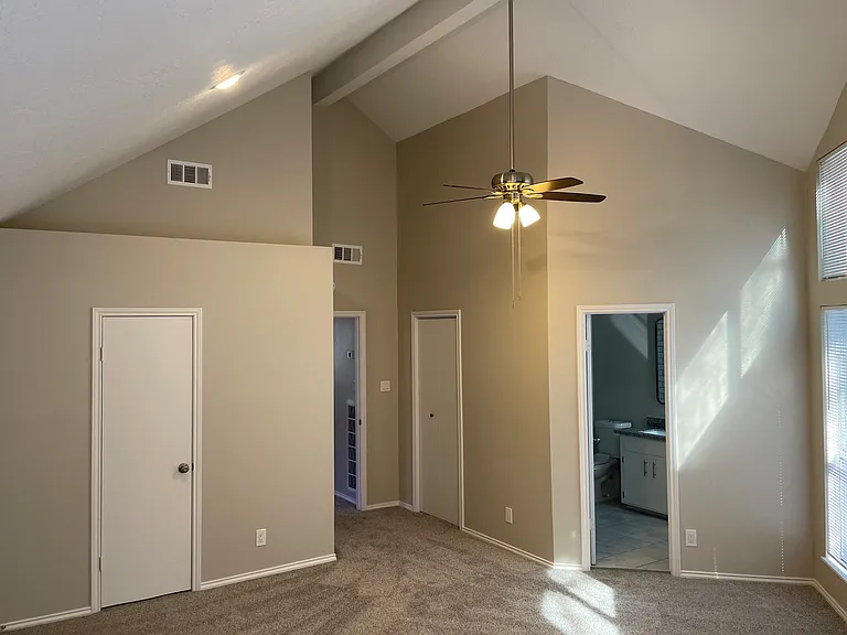N Willow Dr — Photo 28