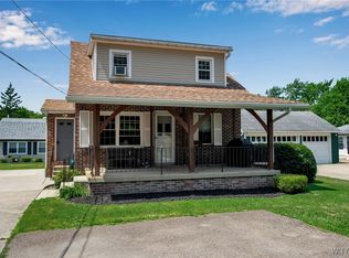 338 Union Rd, West Seneca, NY 14224