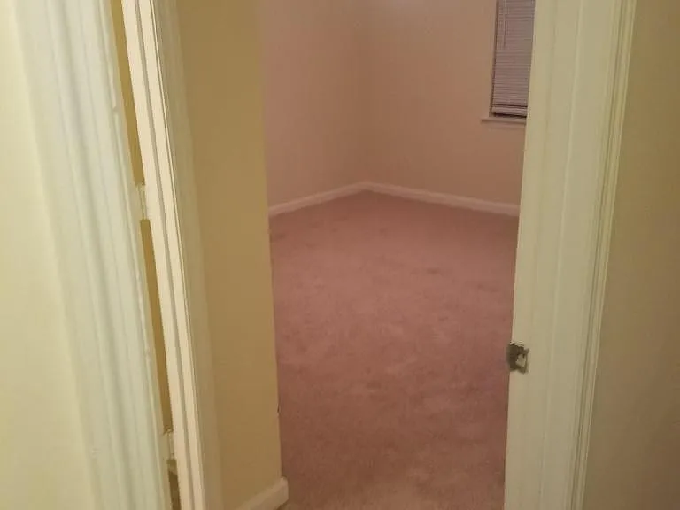 515 Mansion St #515 — Photo 3