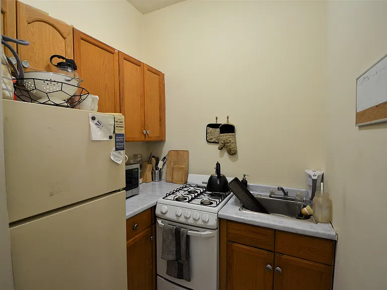 24 Hemenway St #1 — Photo 3
