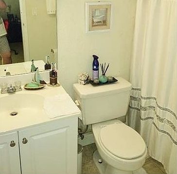 2nd image of 5201 Geneva Way APT 210