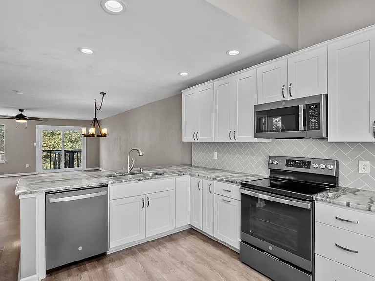 3912 Whooping Crane Cir — Photo 4