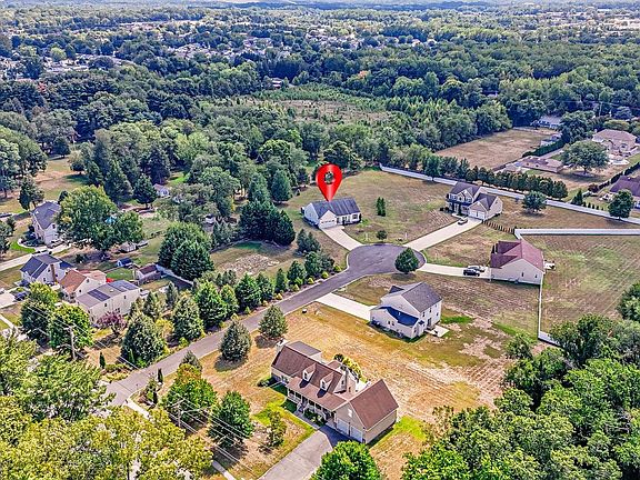 4th image of 1092 Chews Landing Rd