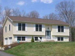 141 McBride Rd, Wales, MA 01081