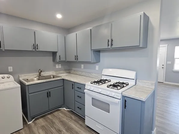 2922 N Hill St, Amarillo, TX 79107