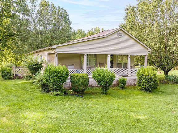 3rd image of 8332 White Ln
