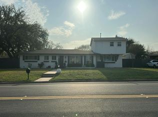 2300 Mount Carmel Dr, Waco, TX 76710