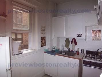 2nd image of 1334 Commonwealth Ave #T12