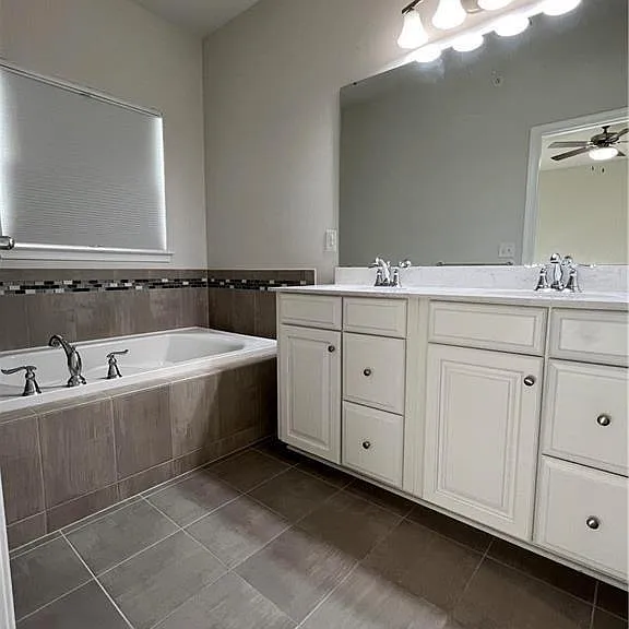 2356 Raya Way — Photo 14