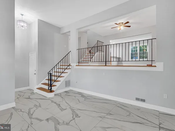 9236 Sand Creek Ct, Burke, VA 22015