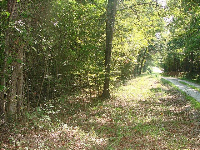 1st image of 3575 Centerville Hwy