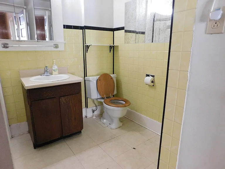 540 Teller Ave — Photo 11