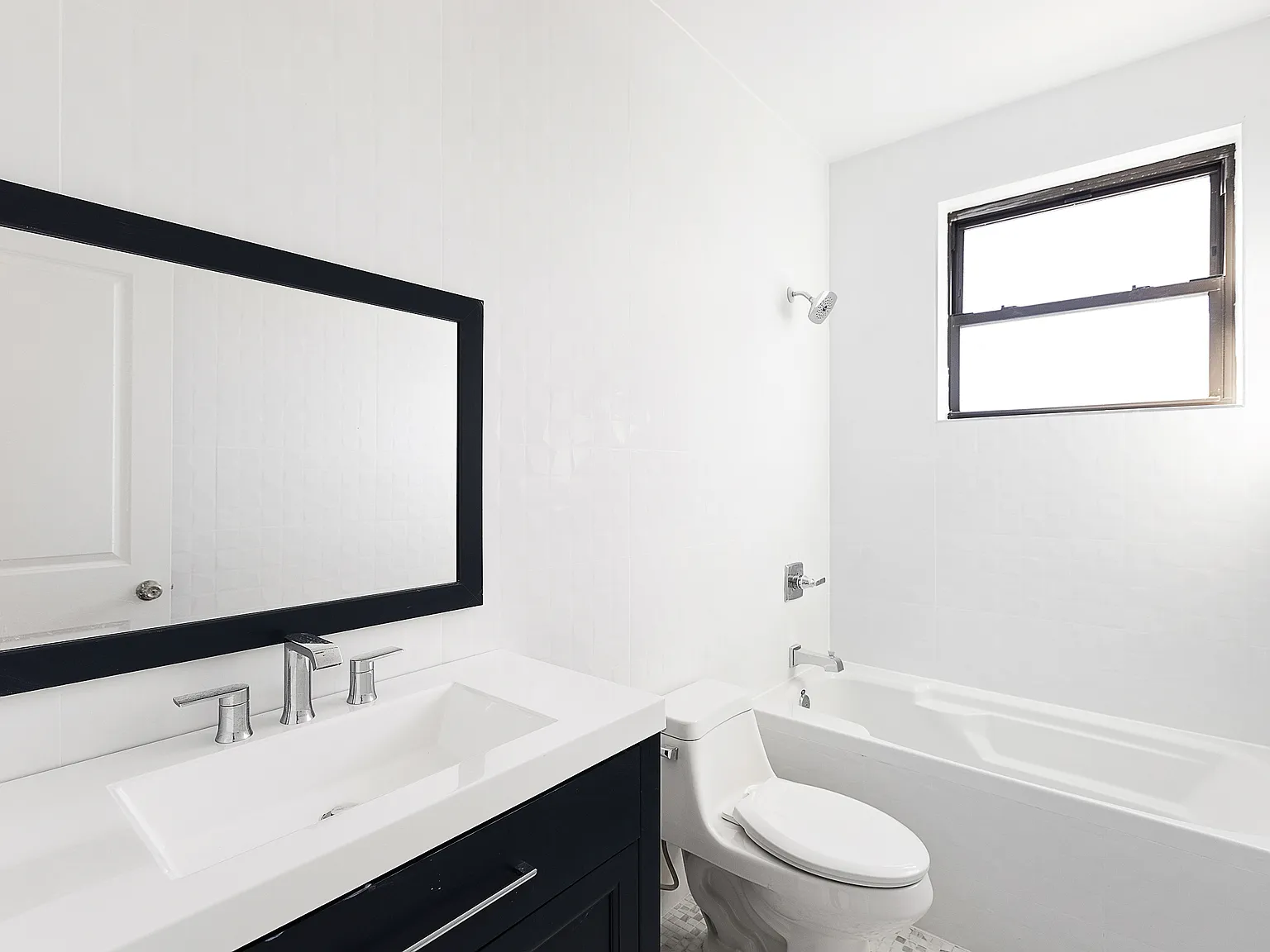 2 bed, 700 sqft, $2,600 — Photo 4