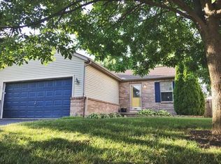 3972 Highland Bluff Dr, Groveport, OH 43125