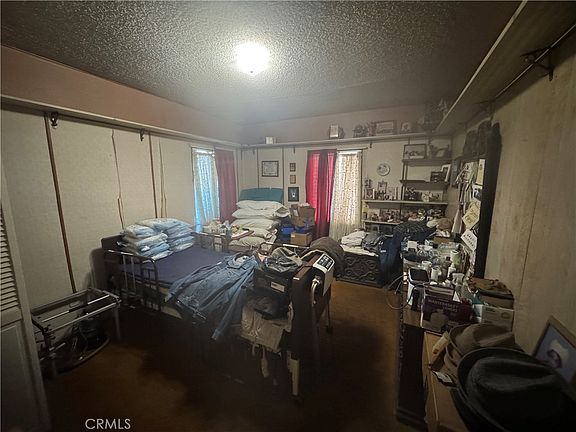 4th image of 1519 W 69th St