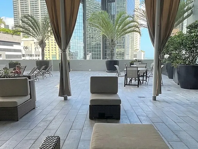 1250 S Miami Ave #1311 — Photo 16