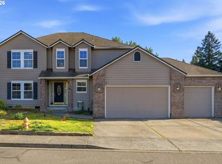328 SW 38th Loop, Gresham, OR 97080