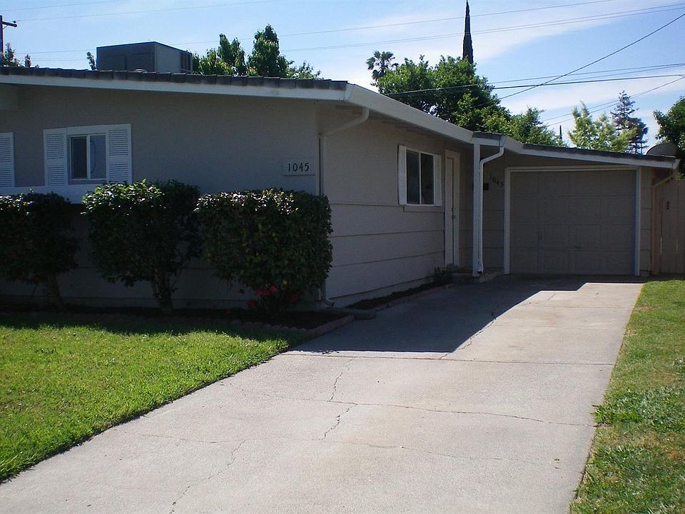1st image of 1045 Rich St
