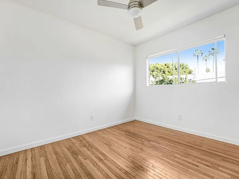 706 N Rampart Blvd — Photo 6