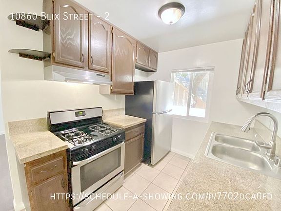 5th image of 10860 Blix St #2