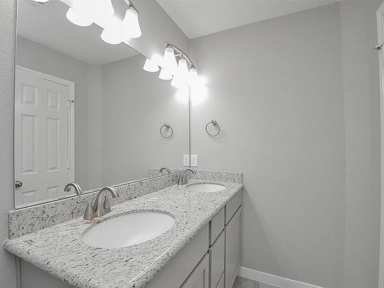 23751 River Place Dr — Photo 27