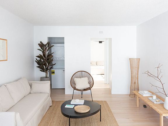 5th image of 162 S Avenue 55 APT 6